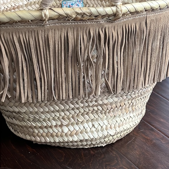 Johnny Was Basket bag with suede fringe - Picture 3 of 9